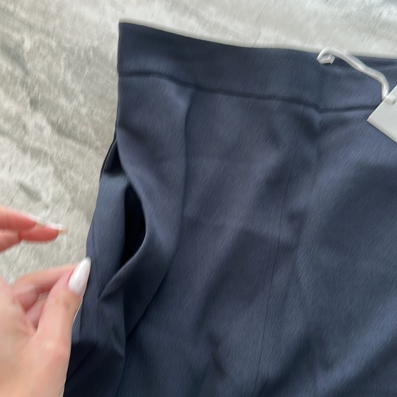 COS black crepe high waist midi skirt with thigh middle slit - Picture 4 of 8